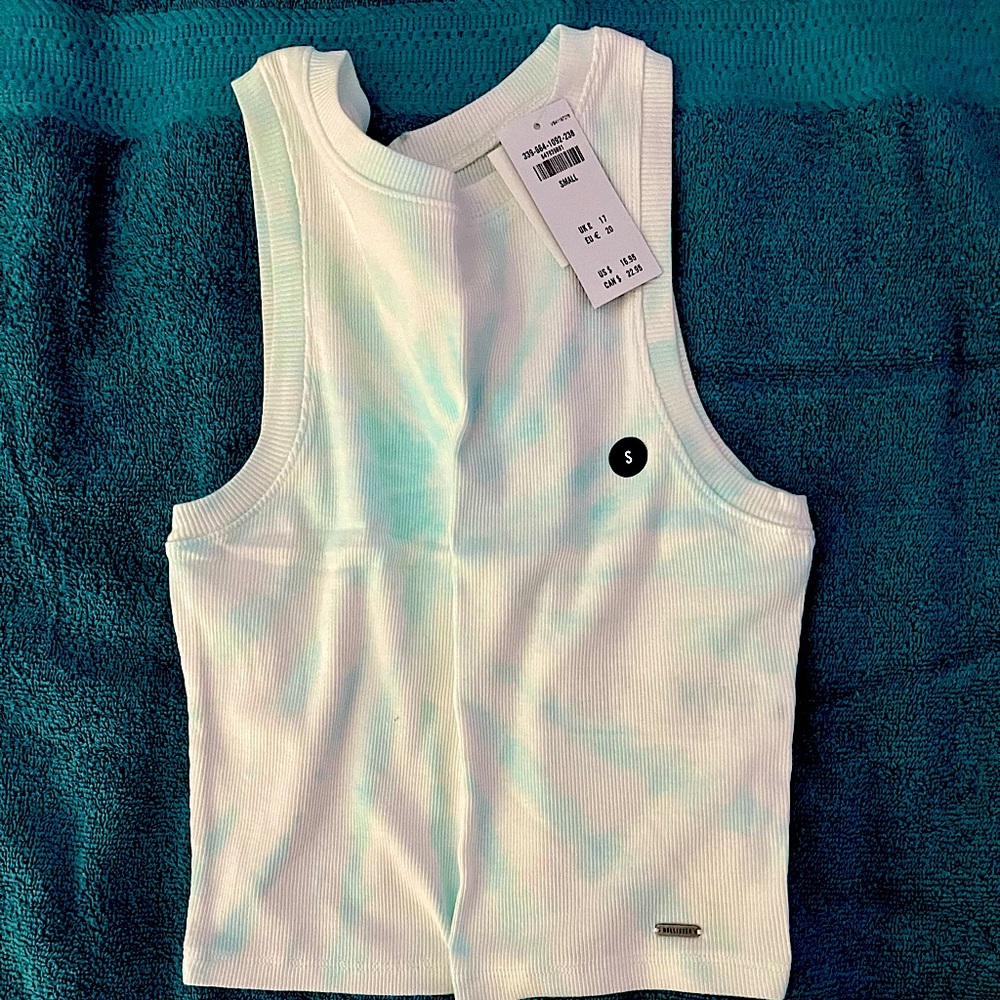 Hollister High Neck Tank